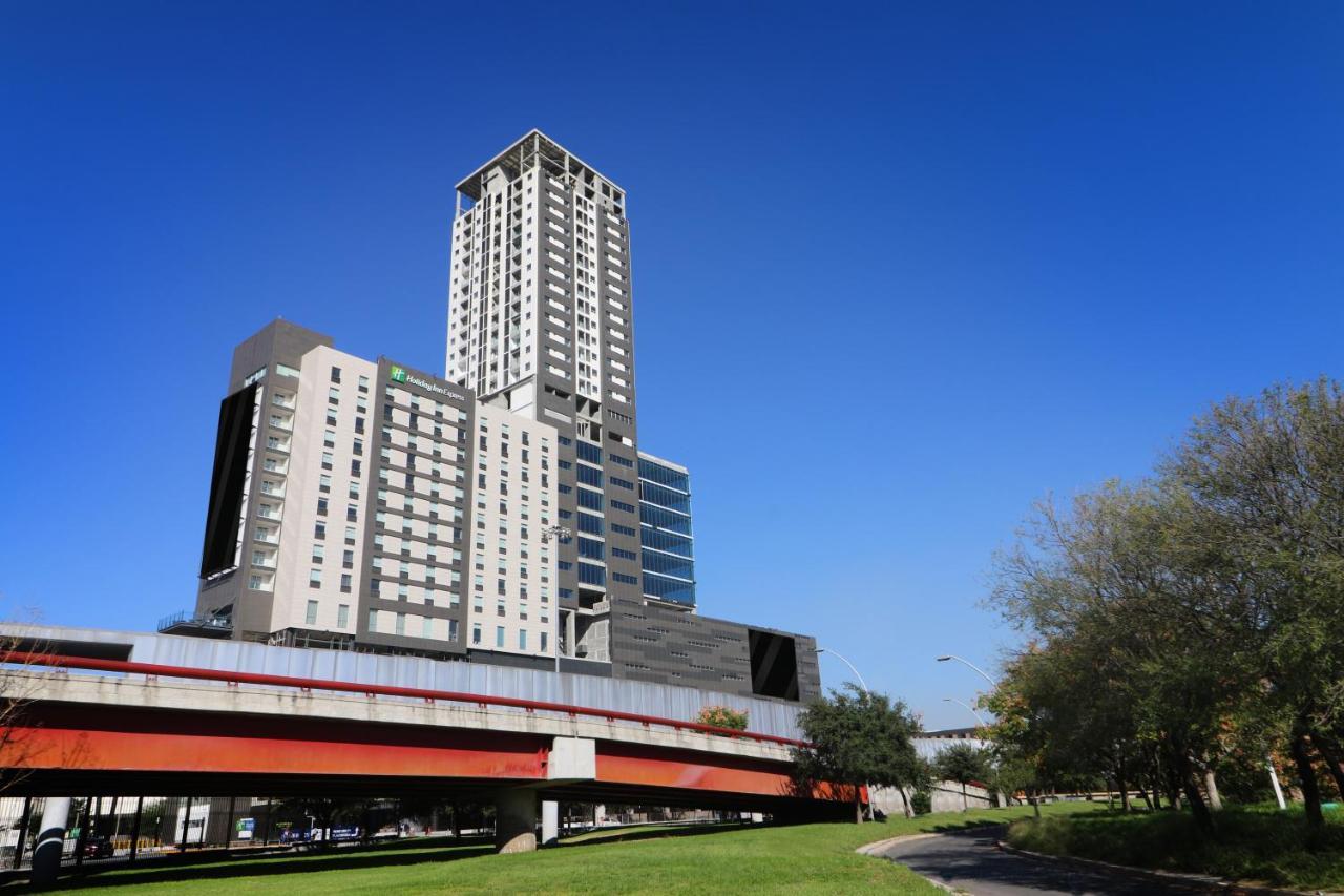Express - - Fundidora, An Ihg