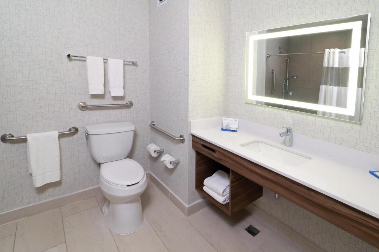 Hotel Express - - Fundidora, An Ihg 4*